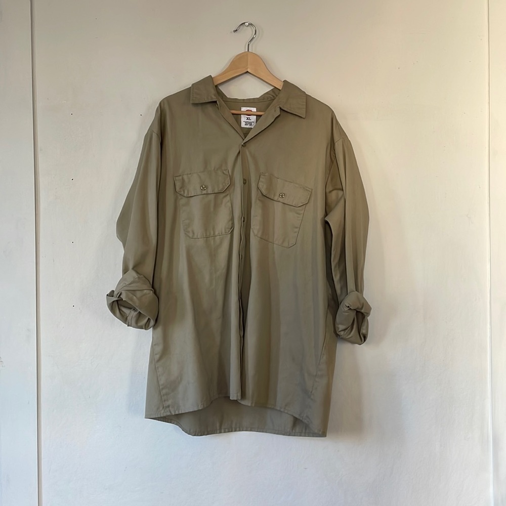 Dickies Double-breast pocket beige oversized shirt
